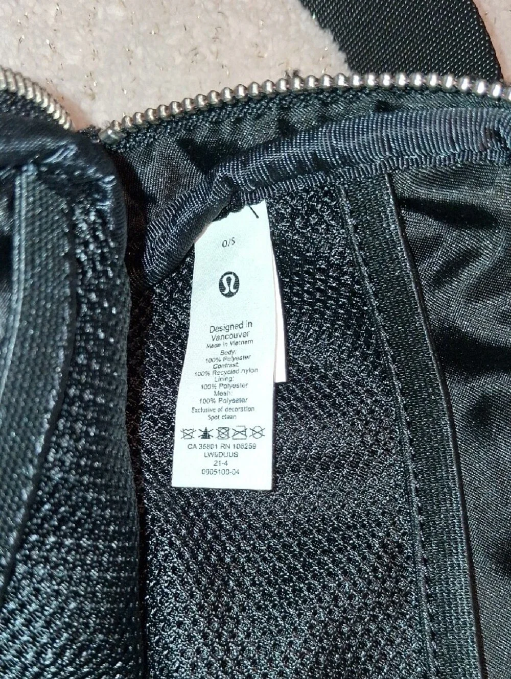 Lululemon Athletica Black Sherpa Crossbody Pouch